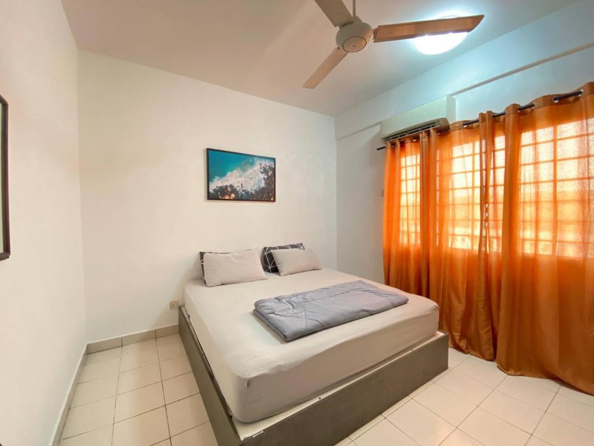 Homestay Juta Mines Seri Kembangan Balakong Serdang Lama Dış mekan fotoğraf